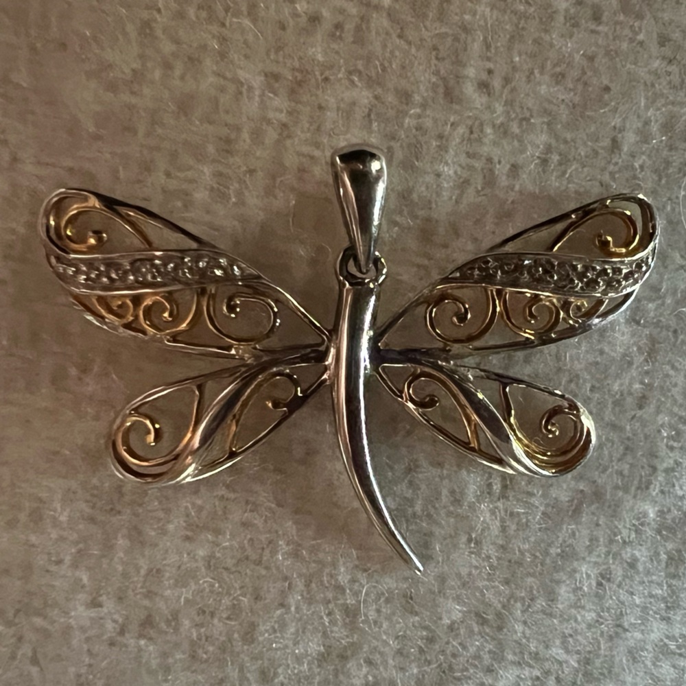 Dragonfly pendant 10k and diamonds